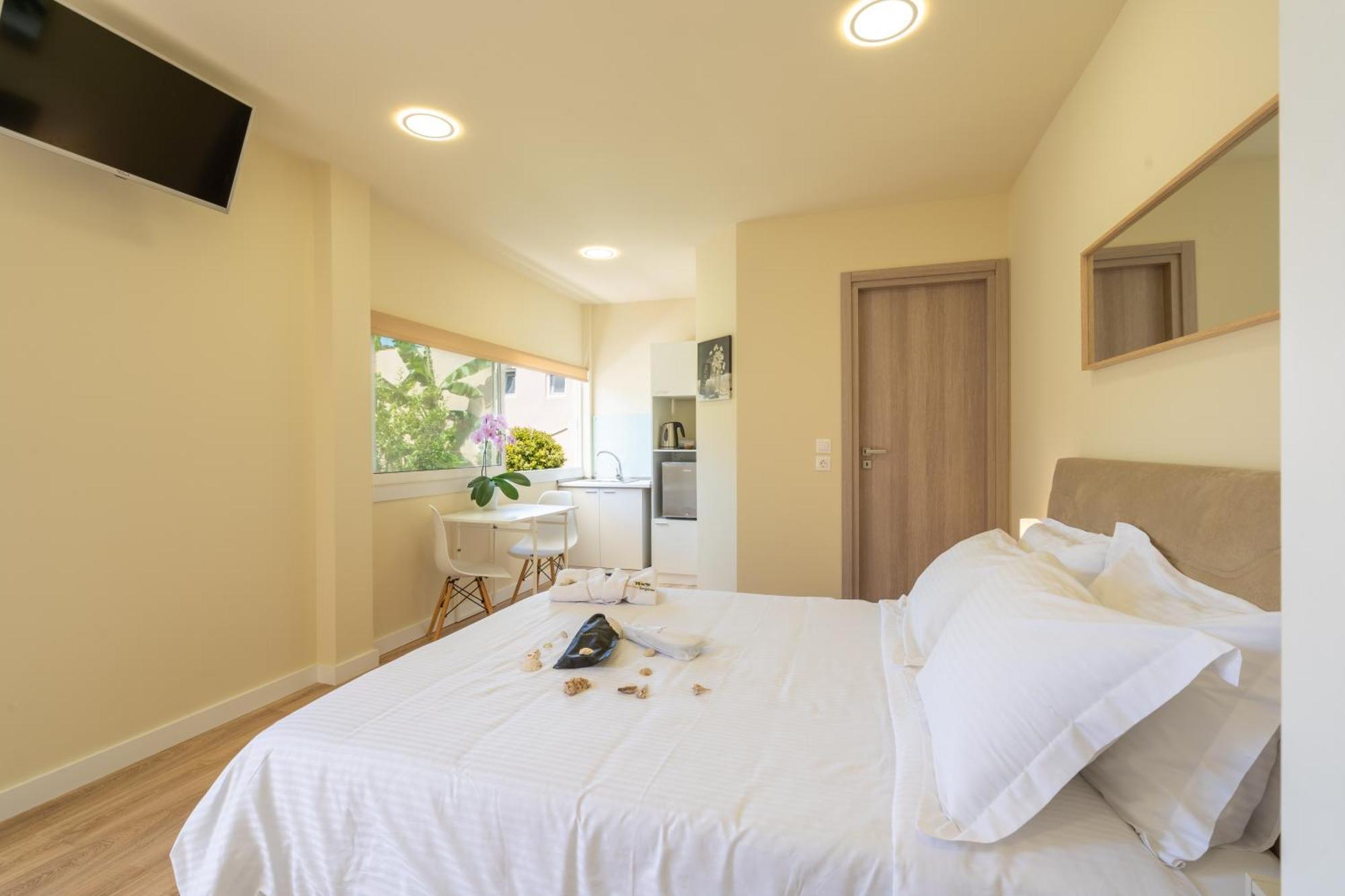 Modular Bungalows With Heated Pool Artemis Greece Exterior photo