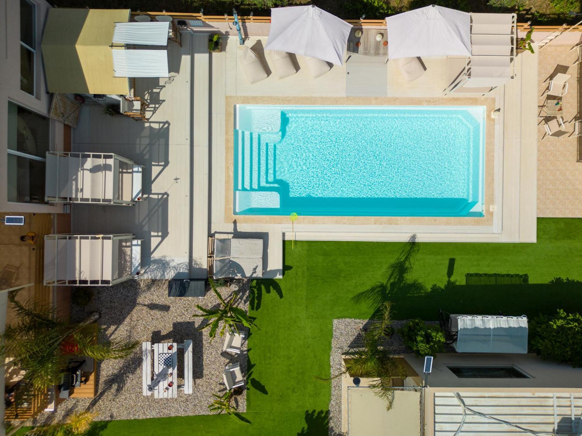 Modular Bungalows With Heated Pool Artemis Greece Exterior photo